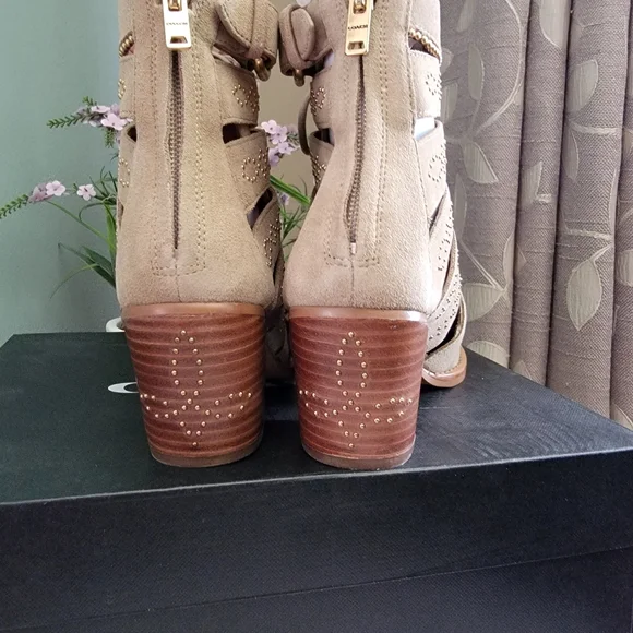 Coach Paisley suede Booties - Picture 9 of 16